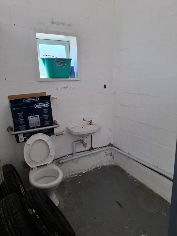 To Let Commercial Property for Rent in Gordons Bay Western Cape